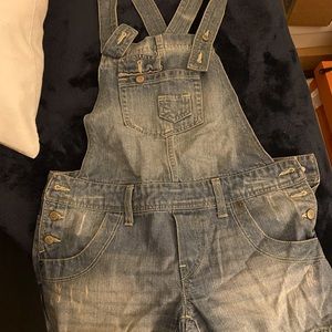 Cute shorts overall
